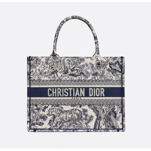 Dior book Tate - Picture 1 of 5